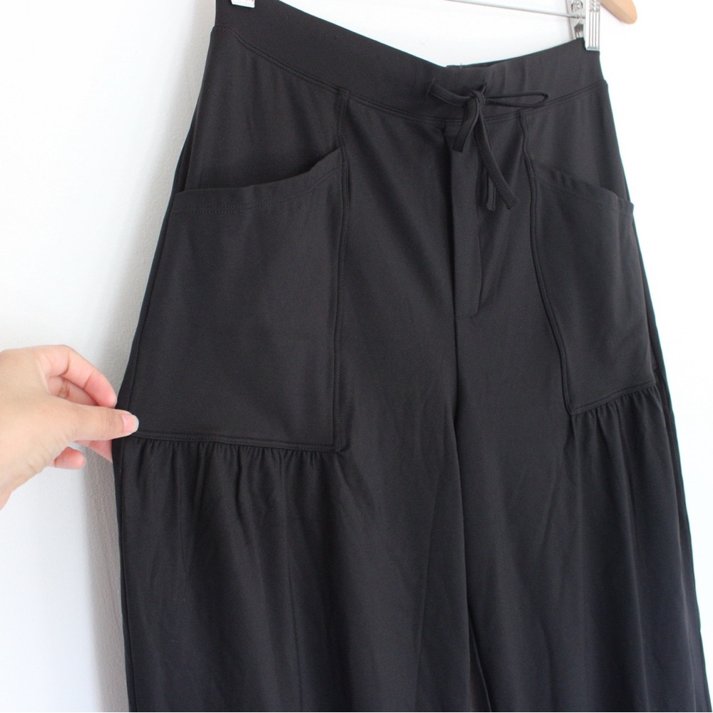 Halara High Waisted Drawstring Pockets Wide Leg Yoga Pants - Picture 4 of 9